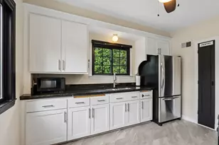 S94W14508 Groveway Ln, Muskego, WI 53150 - Photo 9