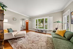 5574 N Kent Ave, Whitefish Bay, WI 53217 - Photo 3
