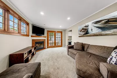 5574 N Kent Ave, Whitefish Bay, WI 53217 - Photo 5