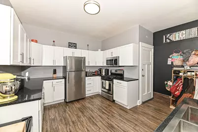400 E Garfield Ave #402, Milwaukee, WI 53212 - Photo 9