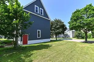 400 E Garfield Ave, Milwaukee, WI 53212 - Photo 37