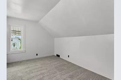1114  Broadway Ave, Sheboygan, WI 53081 - Photo 13