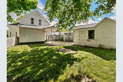 1114  Broadway Ave, Sheboygan, WI 53081 - Photo 21
