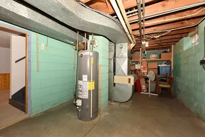 W156N8028  Pilgrim Rd, Menomonee Falls, WI 53051 - Photo 23