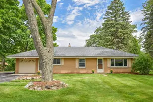 W156 N8028 Pilgrim Rd, Menomonee Falls, WI 53051 - Photo 29