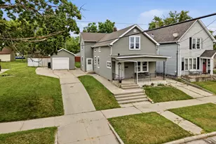 1210 Hamilton St, Manitowoc, WI 54220 - Photo 1