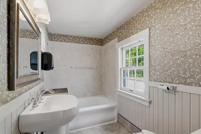 517  Monroe St, Sheboygan Falls, WI 53085 - Photo 39