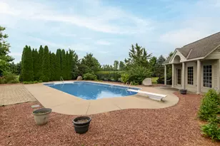 S88W34777 Nesting Ln, Eagle, WI 53119 - Photo 3