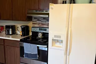 9306 W Allyn St, Milwaukee, WI 53224 - Photo 5