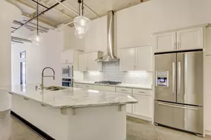 226 N Water St, Milwaukee, WI 53202 - Photo 3