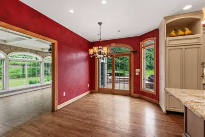 3230  Fordham Ct, Brookfield, WI 53005 - Photo 17