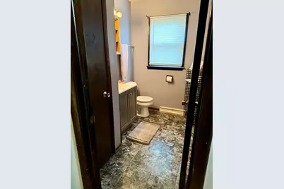 5620 N 77th St #5622, Milwaukee, WI 53218 - Photo 9