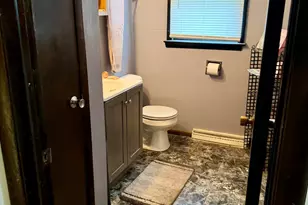 5620 N 77th St, Milwaukee, WI 53218 - Photo 9