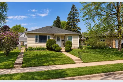 3438  9th Ave, Racine, WI 53402 - Photo 1