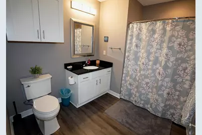 5128 W Bluemound Rd #201, Milwaukee, WI 53208 - Photo 13