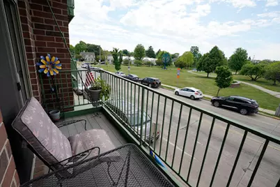 5128 W Bluemound Rd #201, Milwaukee, WI 53208 - Photo 13