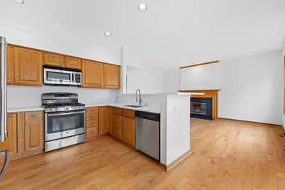 4703 W Forest Hill Ave, Franklin, WI 53132 - Photo 17
