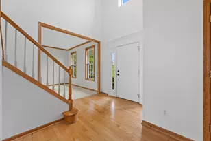 4703 W Forest Hill Ave, Franklin, WI 53132 - Photo 5