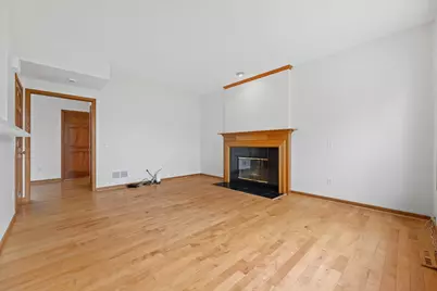 4703 W Forest Hill Ave, Franklin, WI 53132 - Photo 13