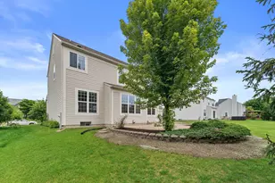 4703 W Forest Hill Ave, Franklin, WI 53132 - Photo 3