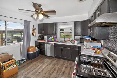 5874 S Marilyn St, Milwaukee, WI 53221 - Photo 5
