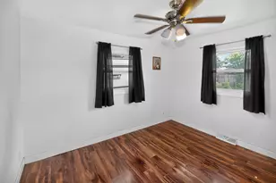 5874 S Marilyn St, Milwaukee, WI 53221 - Photo 11