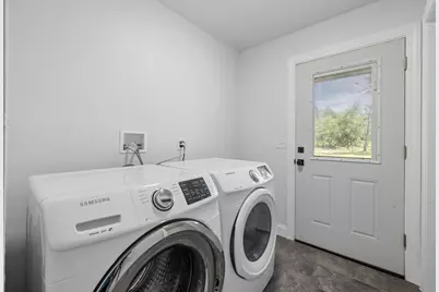 567 W Fransee Ln, Glendale, WI 53217 - Photo 13