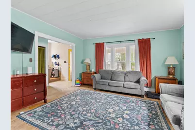 1310 S 14th St, Manitowoc, WI 54220 - Photo 7