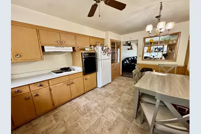 7328 W Honey Creek Dr, Milwaukee, WI 53219 - Photo 29