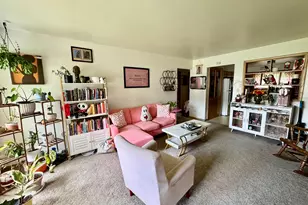 7328 W Honey Creek Dr, Milwaukee, WI 53219 - Photo 7