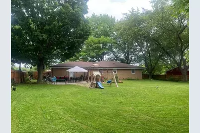 7651 S Clement Ave, Oak Creek, WI 53154 - Photo 21