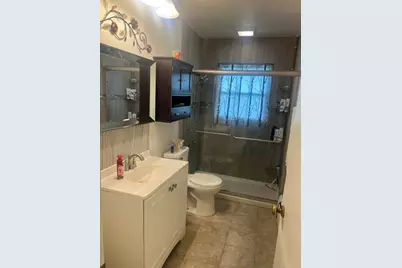 7651 S Clement Ave, Oak Creek, WI 53154 - Photo 15