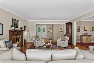11272 N Lakeview Pl, Mequon, WI 53092 - Photo 11