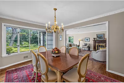 11272 N Lakeview Pl, Mequon, WI 53092 - Photo 15