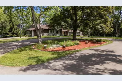 11272 N Lakeview Pl, Mequon, WI 53092 - Photo 45
