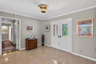 11272 N Lakeview Pl, Mequon, WI 53092 - Photo 9