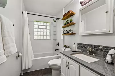 1210  Evergreen Dr, Waukesha, WI 53188 - Photo 15