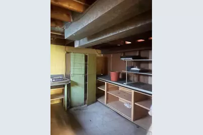 5760 N 93rd St, Milwaukee, WI 53225 - Photo 13