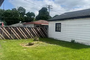 5760 N 93rd St, Milwaukee, WI 53225 - Photo 15