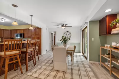 1111  Wisteria Ln, Waukesha, WI 53189 - Photo 11