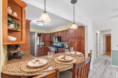 1111  Wisteria Ln, Waukesha, WI 53189 - Photo 13