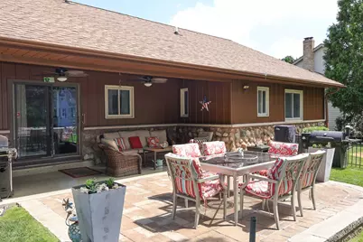 8035 W Bruss Ln, Franklin, WI 53132 - Photo 3