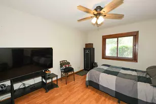 8035 W Bruss Ln, Franklin, WI 53132 - Photo 27
