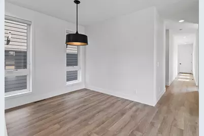 9405 S Cypress Pl, Oak Creek, WI 53154 - Photo 13