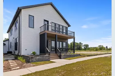 9405 S Cypress Pl, Oak Creek, WI 53154 - Photo 3