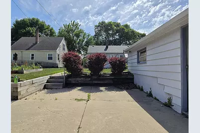 7330 W Potomac Ave, Milwaukee, WI 53216 - Photo 37