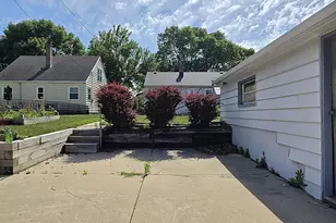 7330 W Potomac Ave, Milwaukee, WI 53216 - Photo 37