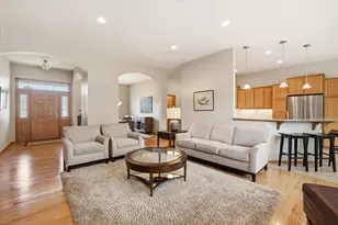 N173W20011 Creekside Dr, Jackson, WI 53037 - Photo 5