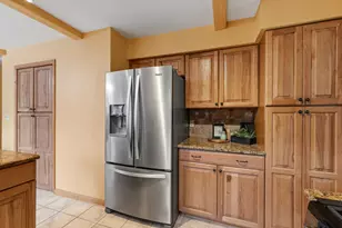 4590 S Regal Dr, New Berlin, WI 53151 - Photo 9