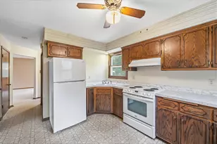 3552 Lusan Dr, Jackson, WI 53012 - Photo 11